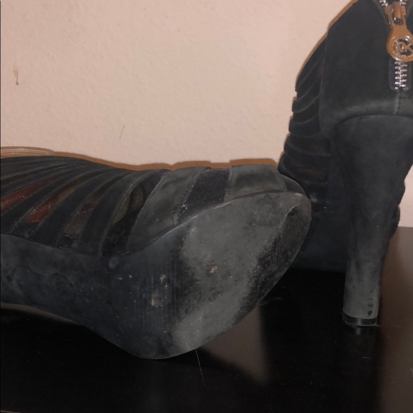 MK Black Mesh Heels - Picture 5 of 6